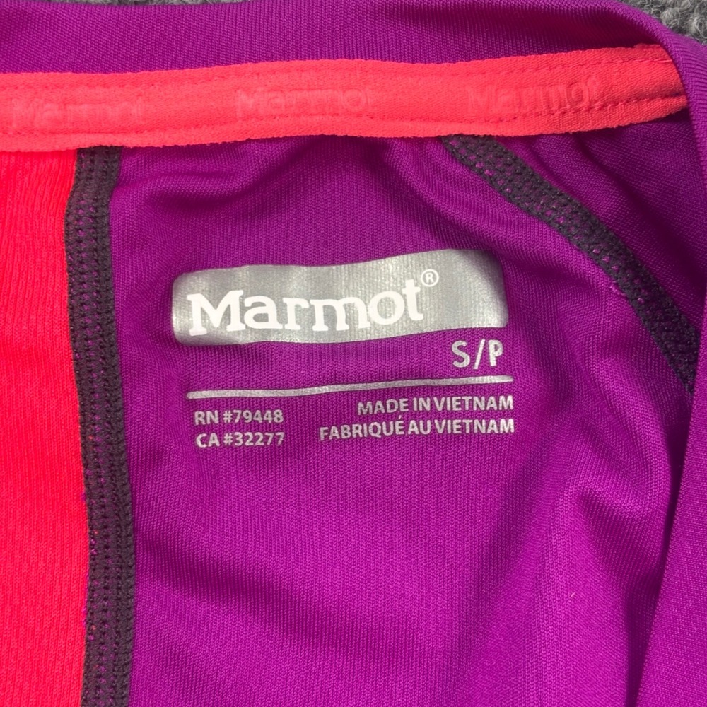 Marmot Short Sleeve Athletic Top Small Purple Pink V-Neck Performance Womens - Picture 4 of 6
